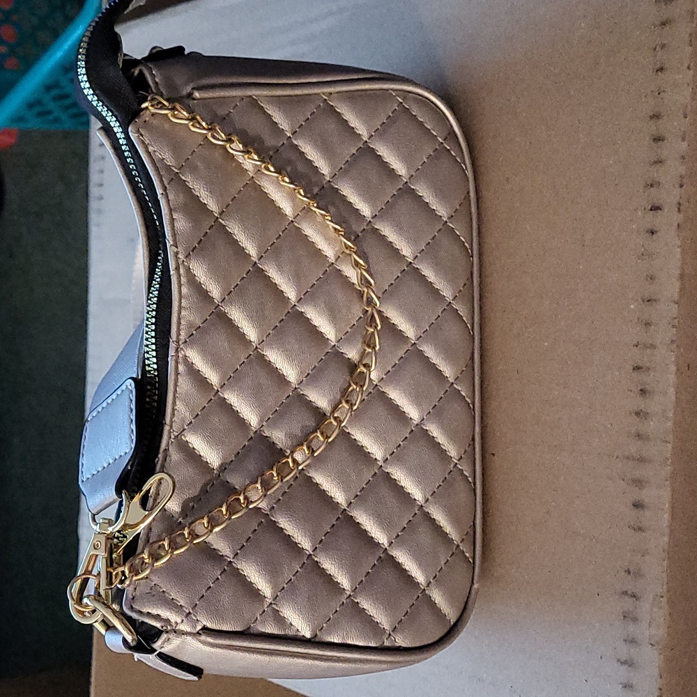 Silver quilted crossbody